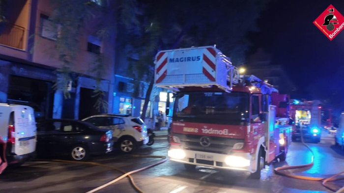 Dénia apartment fire forces five-storey building evacuation