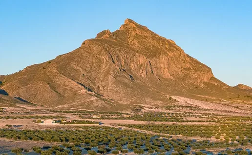 Sierra del Buey mountains.