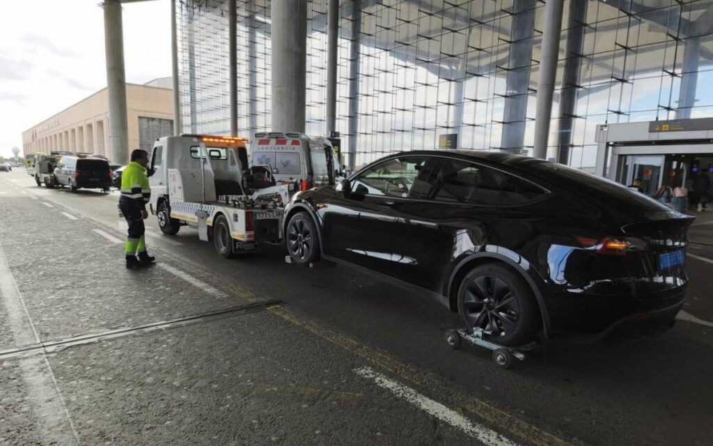Malaga seizes 19 unlicensed Uber-style cars after 1,300 summer checks – taxi licences still harder to get