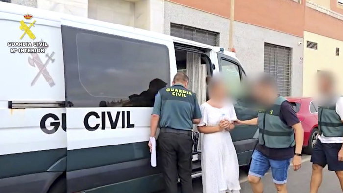 Illegal 'padron' racket taken away by police.