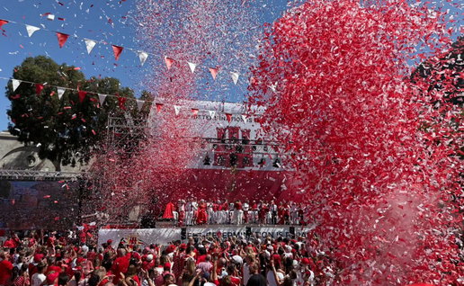 Red and white cover Casemates Square.