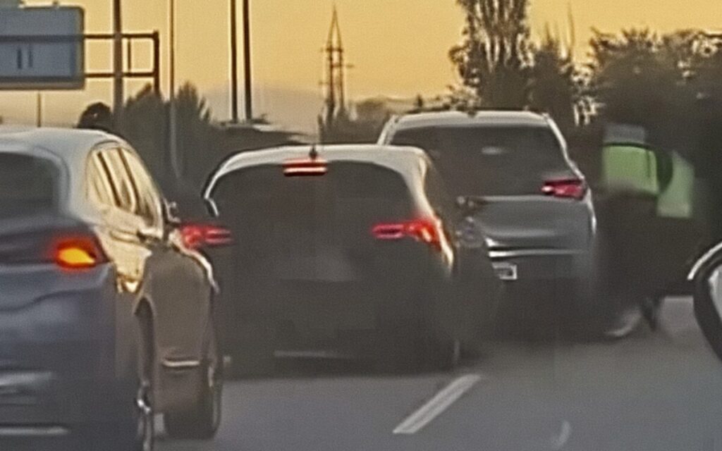 Express kidnap drama: Five fake police drag a bloodied man from a car on Barcelona’s AP-7