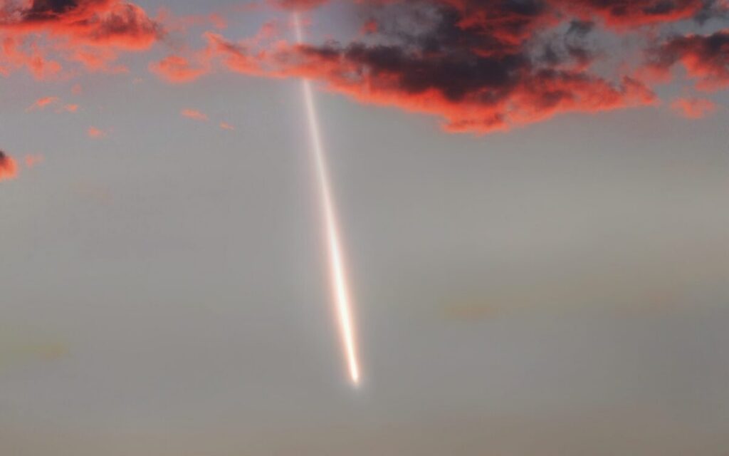 Great balls of fire: Meteorites fall over Cadiz and the Balearics and turn night to day Anyone who saw a sudden flash over the Balearics earlier this month, or a streak off Cadiz or Morocco at […]
