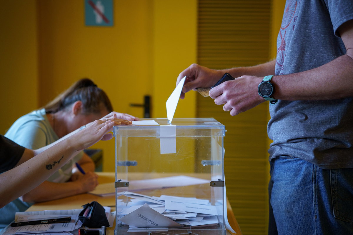 Rincon town hall tells foreign residents how to get on the 2027 voting list, including Brits
