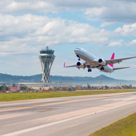 White aircraft coming into land at Barcelona El-Prat Airport
