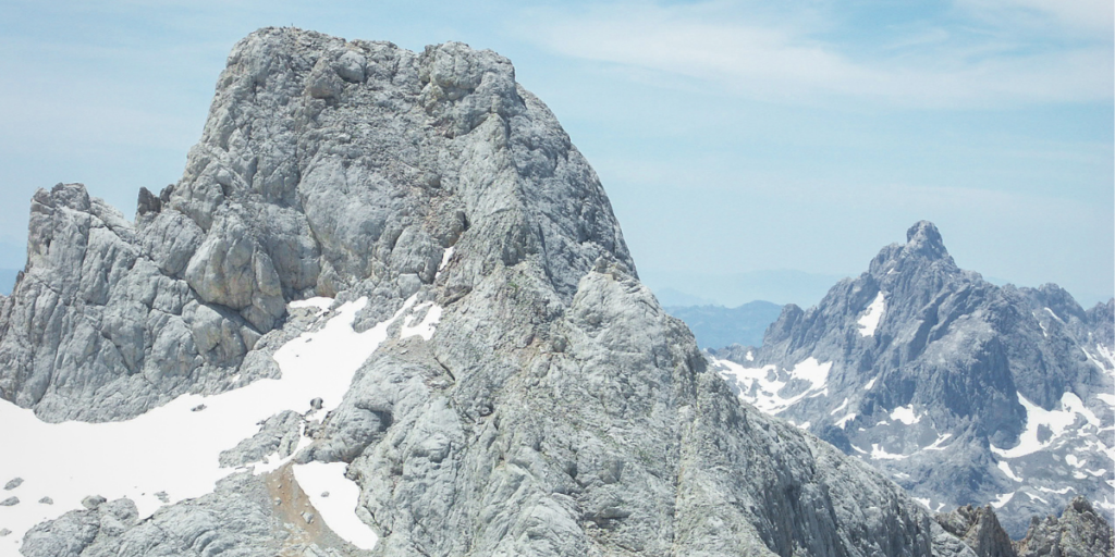 British climber dies after falling near summit of Spain’s Torre Cerredo