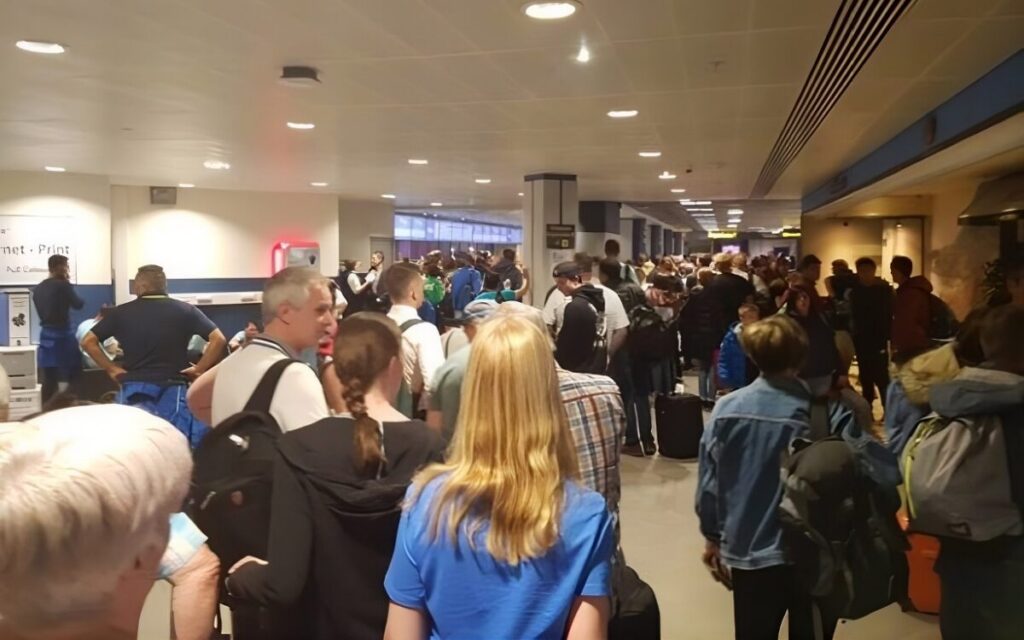 You couldn’t make it up: Manchester Airport runway pothole leaves passengers stranded