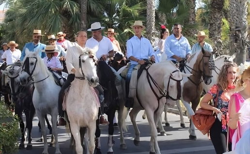 horse riders
