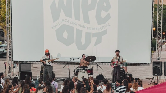 Peguera is set to become Mallorca’s surfing and ocean-culture capital this week as WIPEOUT Mallorca Surf Film Fest returns for its fifth edition