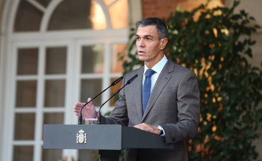 Spain's PM Pedro Sánchez during a declaration outside Moncloa
