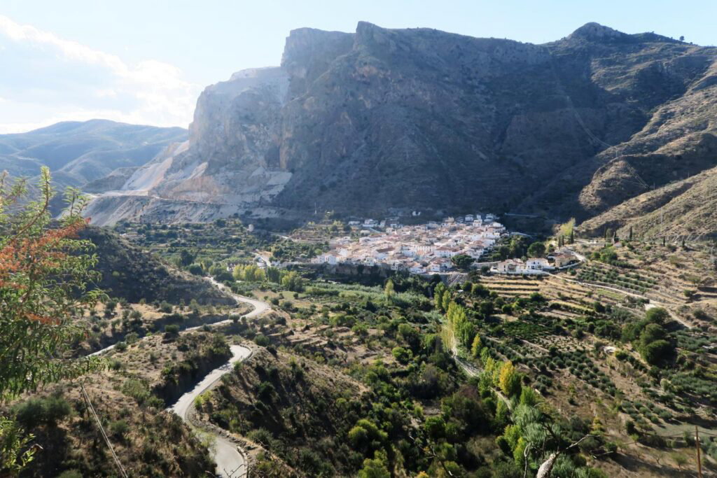 Guided Laroya hike explores Sierra de los Filabres mountain scenery