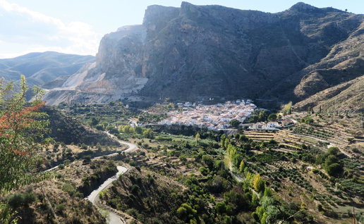 Guided Laroya hike explores Sierra de los Filabres mountain scenery