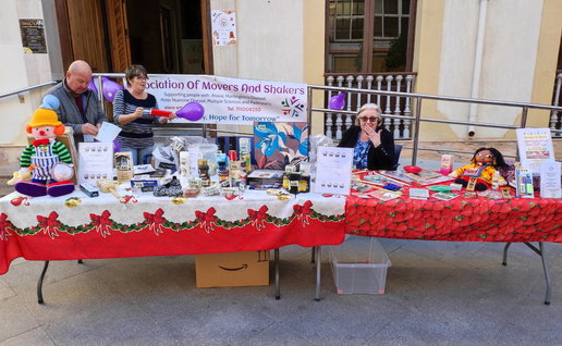 Algorfa in brief: Charity quiz, Christmas appeal and country music fundraiser.