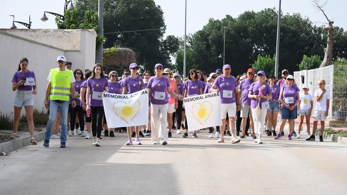 Hundreds unite in Torrevieja to support breast cancer research at Memorial Ainara.