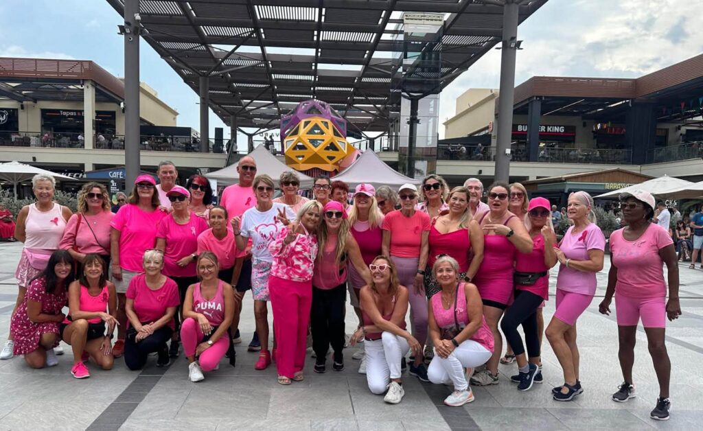 Orihuela Costa golfers raise more than €9,000 for breast cancer fight