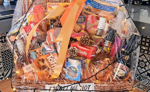 The hamper.