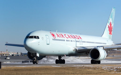Air canada plane