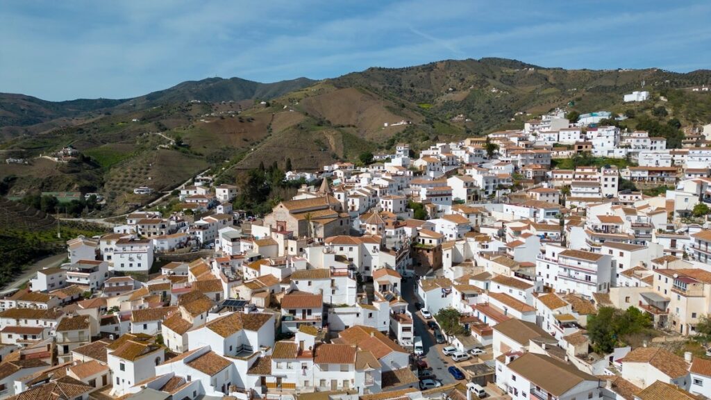 Join the village of El Borge for a night of ancient folk music, dancing and a warm welcome