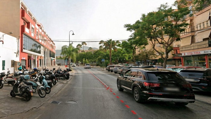 road that divides Fuengirola and Mijas