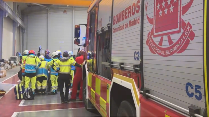 Madrid worker suffers serious injuries after becoming trapped in industrial machine