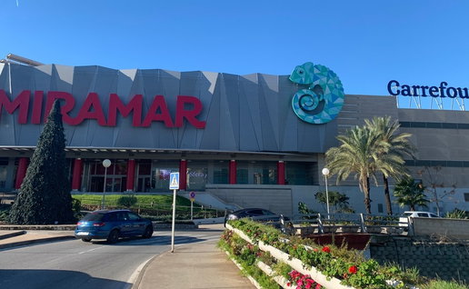 Miramar and carrefour