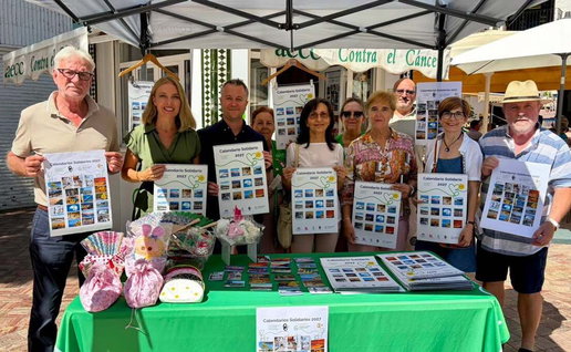 Nerja breast cancer stand for charity