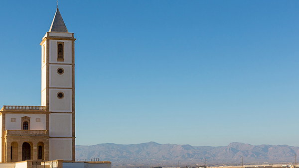 Cabo de Gata landscapes inspire new art exhibition in Seron.