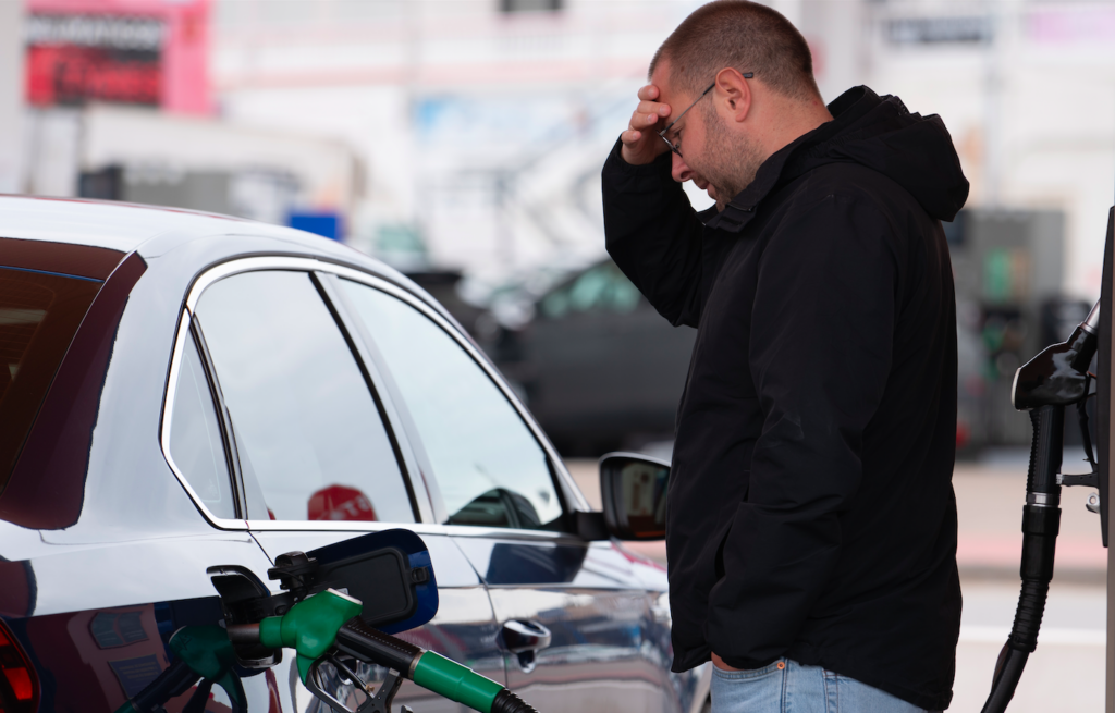 Spain fuel price crisis deepens as inflation reaches highest level since 2023