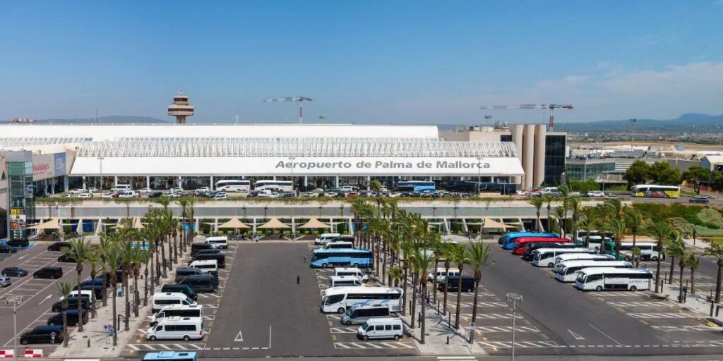Double trouble at Mallorca Airport as TWO in-flight emergencies unfold minutes apart