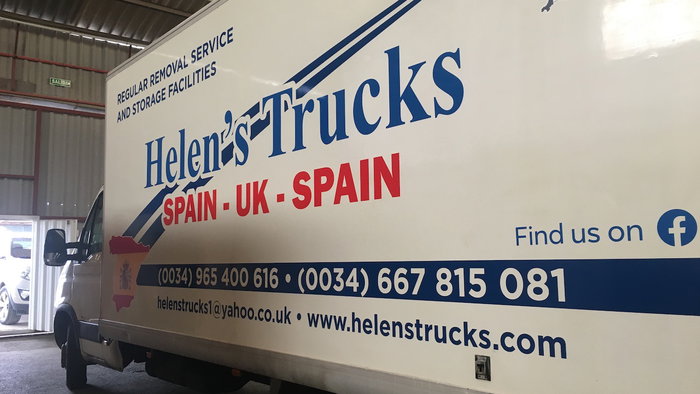 Helens Trucks International Removals