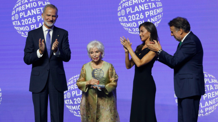 King and Queen of Spain present €1 million literary prize