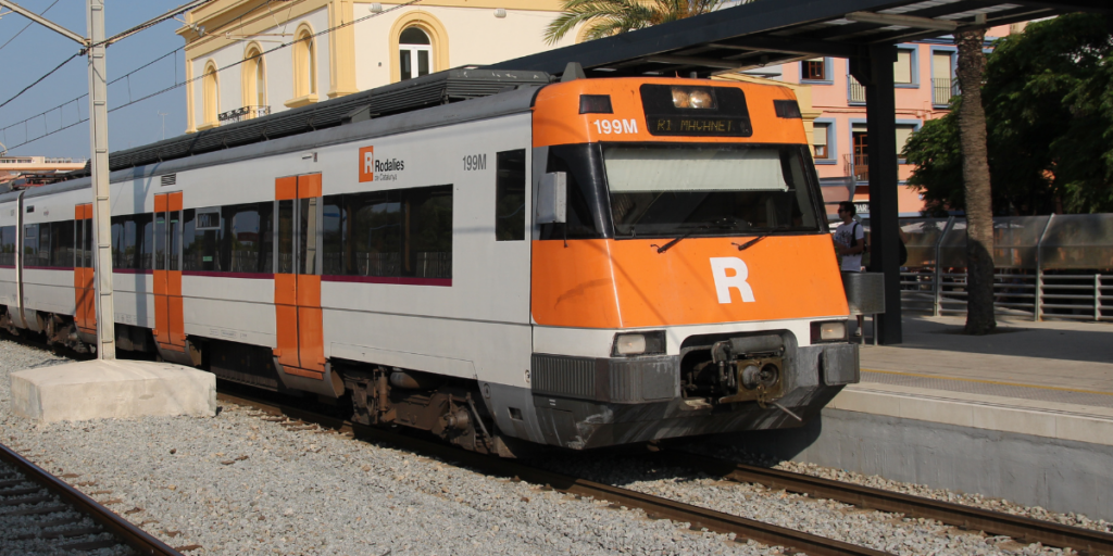 Train hit by tree and landslide as Rodalies chaos deepens after torrential rain