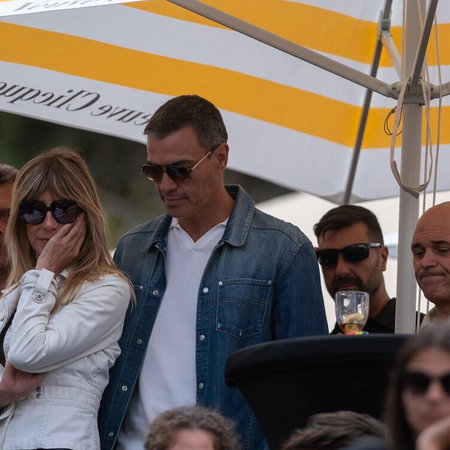 Prime minister Pedro Sánchez with wife Begoña Gómez.