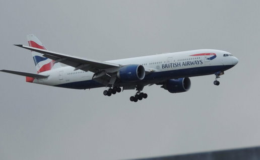 BA flight returning to Gatwick.