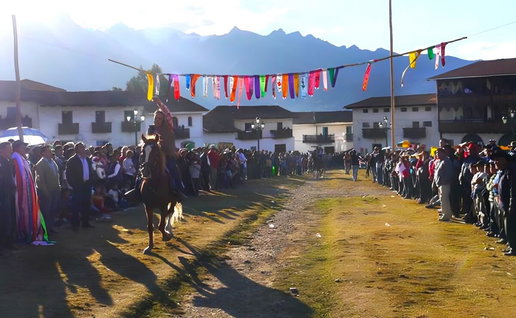 Horse & ribbon racing.