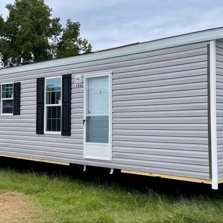 Mobile home for country living.