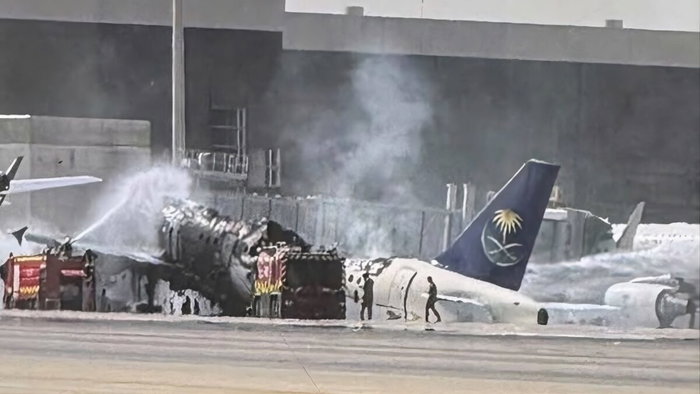 Results of missile attacks on Saudi airport.